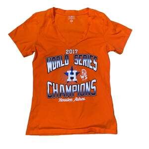 Houston Astros Baseball 2017 World Series Champions Deep V-Neck T-shirt medium